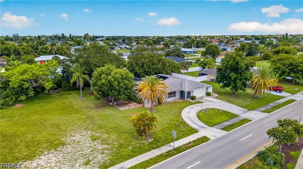 1634 Country Club Boulevard Cape Coral FL 33990