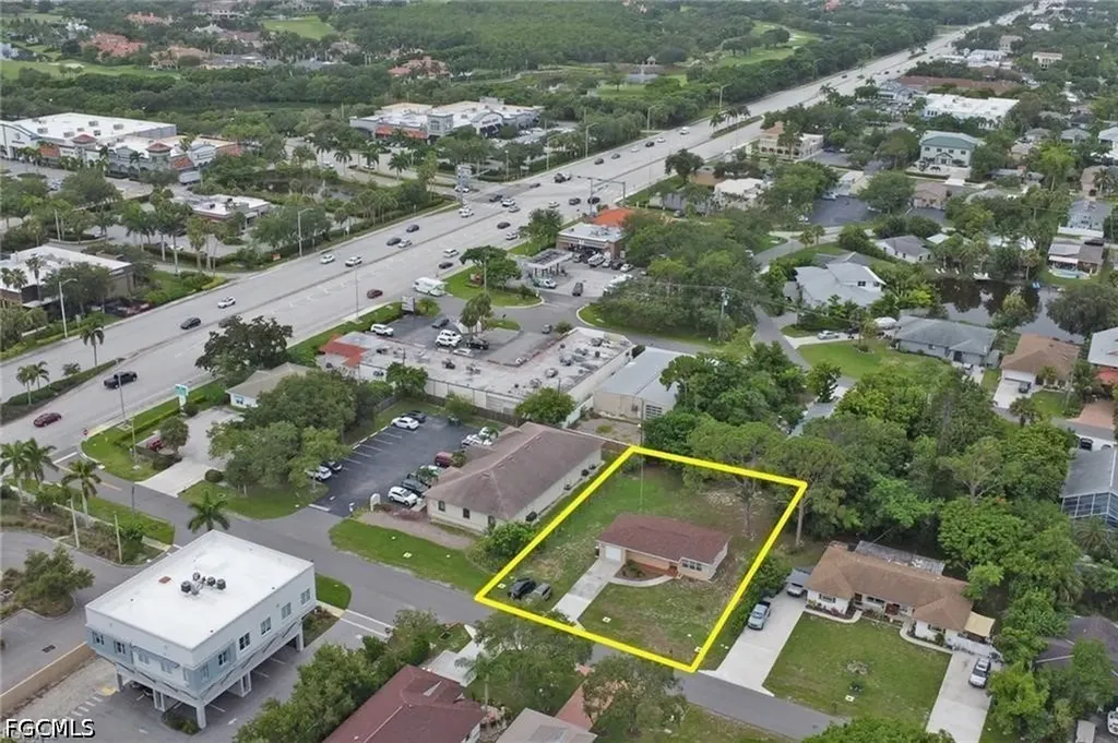 870 109th Avenue N Naples FL 34108