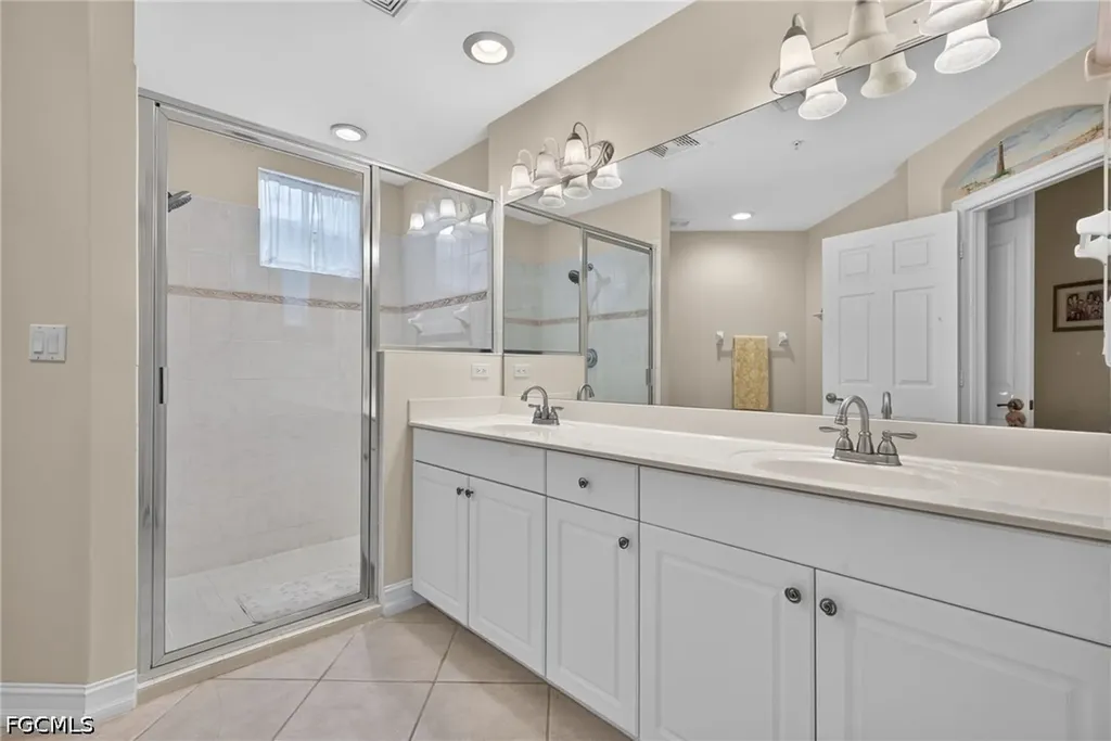 1672 Tarpon Bay Drive S Naples FL 34119