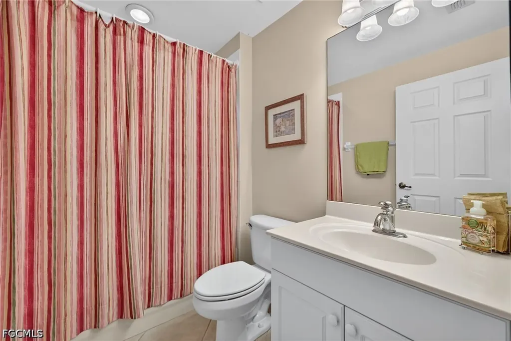 1672 Tarpon Bay Drive S Naples FL 34119