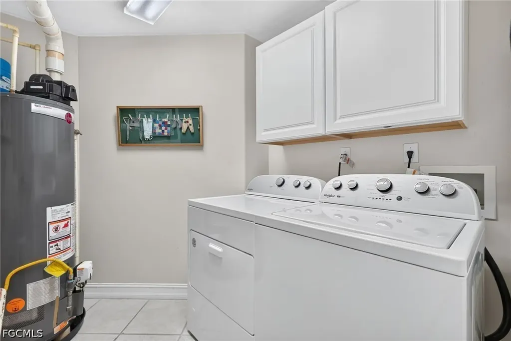 1672 Tarpon Bay Drive S Naples FL 34119