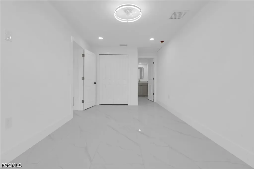 356 New York Drive Fort Myers FL 33905