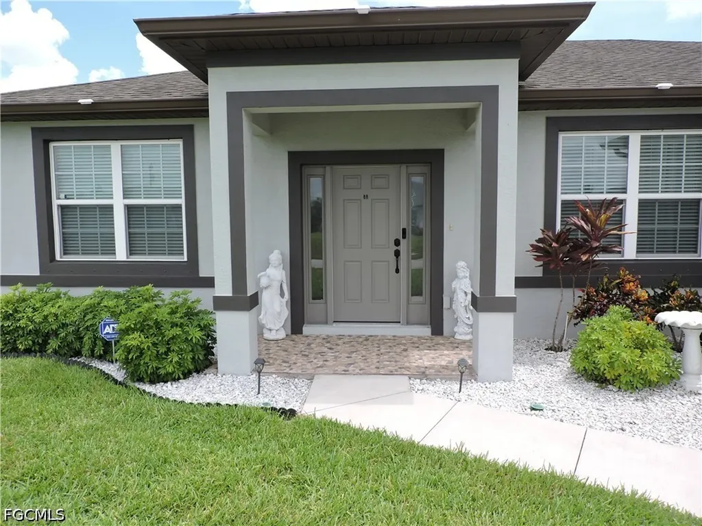 204 NW 11th Street Cape Coral FL 33993