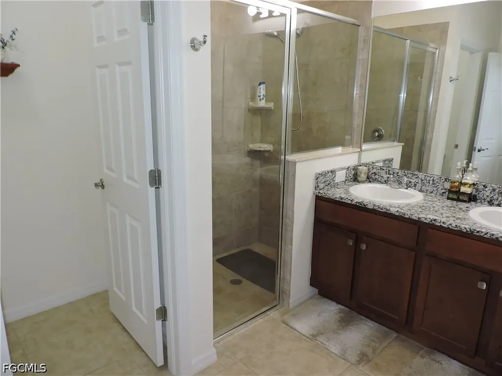 204 NW 11th Street Cape Coral FL 33993