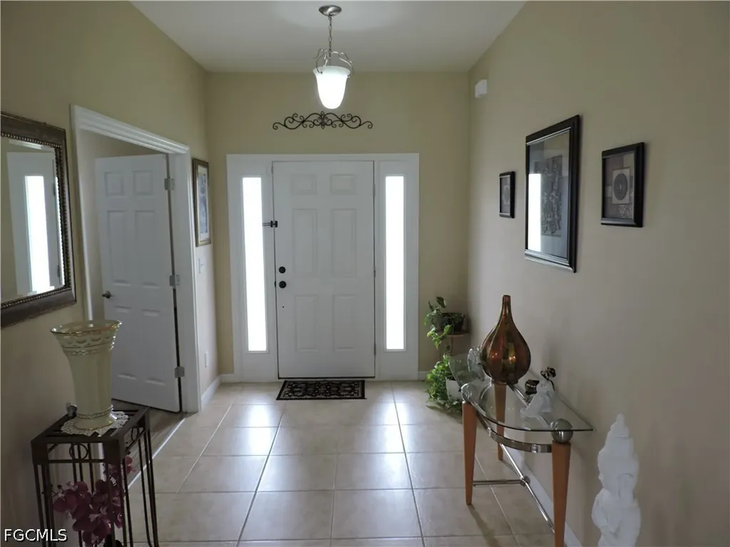 204 NW 11th Street Cape Coral FL 33993