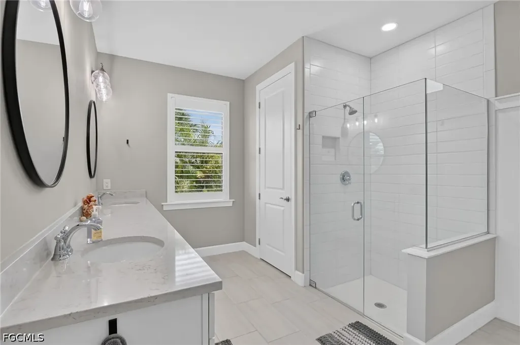 17624 Kinzie Lane Estero FL 33928