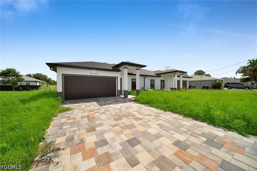 4746 27th Street SW Lehigh Acres FL 33973