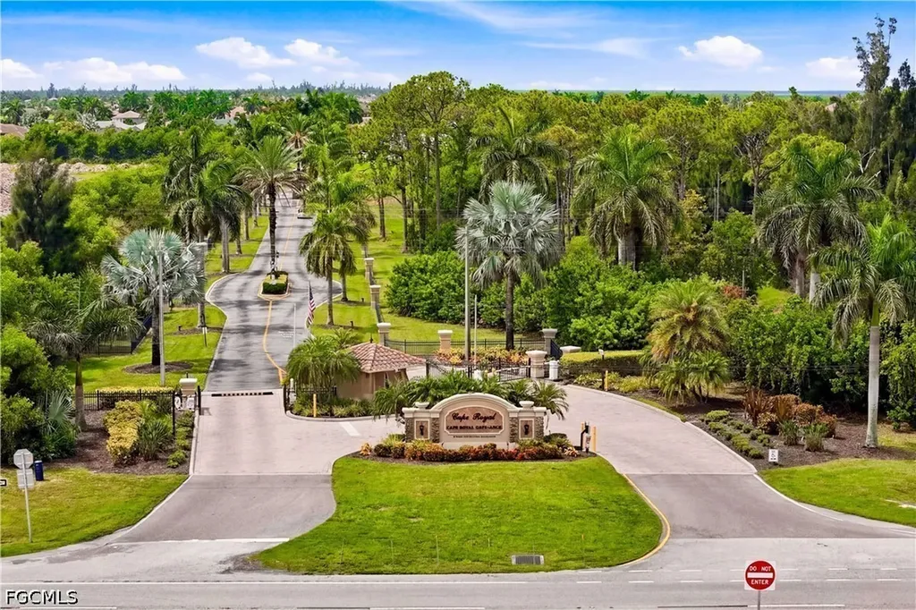 11795 Royal Tee Circle Cape Coral FL 33991