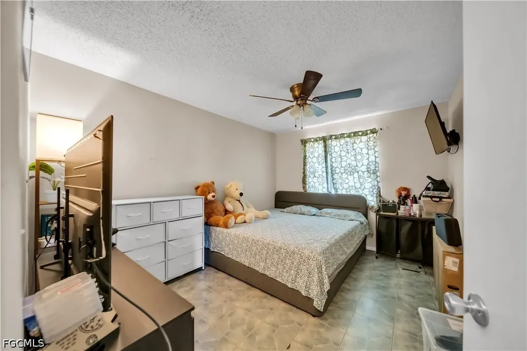 2202 Parkview Drive Fort Myers FL 33905