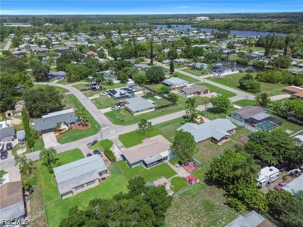 2202 Parkview Drive Fort Myers FL 33905