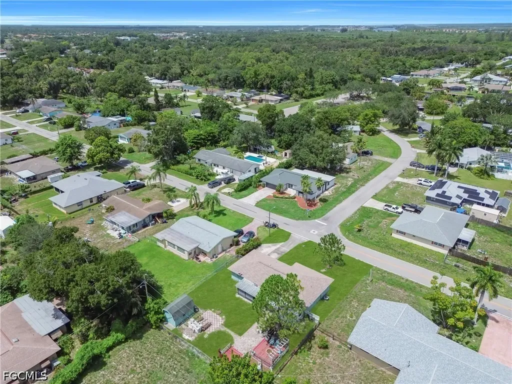 2202 Parkview Drive Fort Myers FL 33905