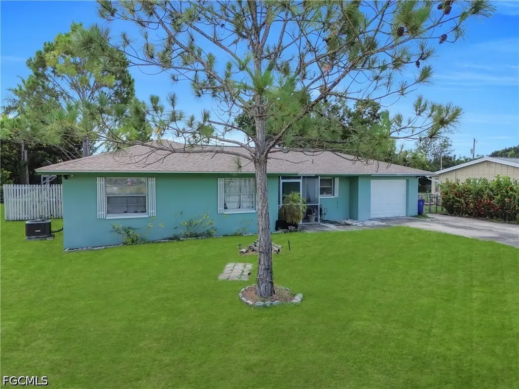 2202 Parkview Drive Fort Myers FL 33905