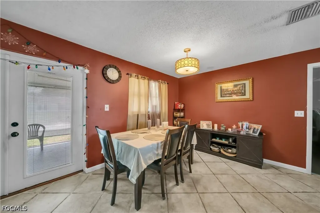 2202 Parkview Drive Fort Myers FL 33905