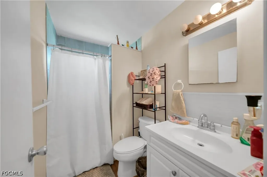 2202 Parkview Drive Fort Myers FL 33905