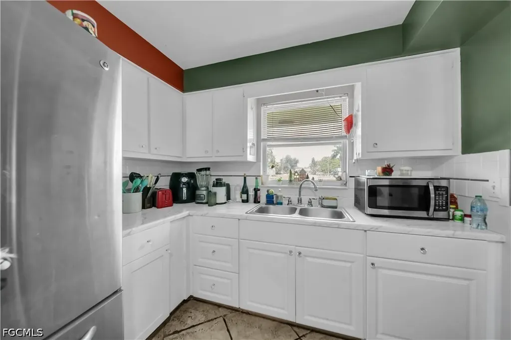 2202 Parkview Drive Fort Myers FL 33905
