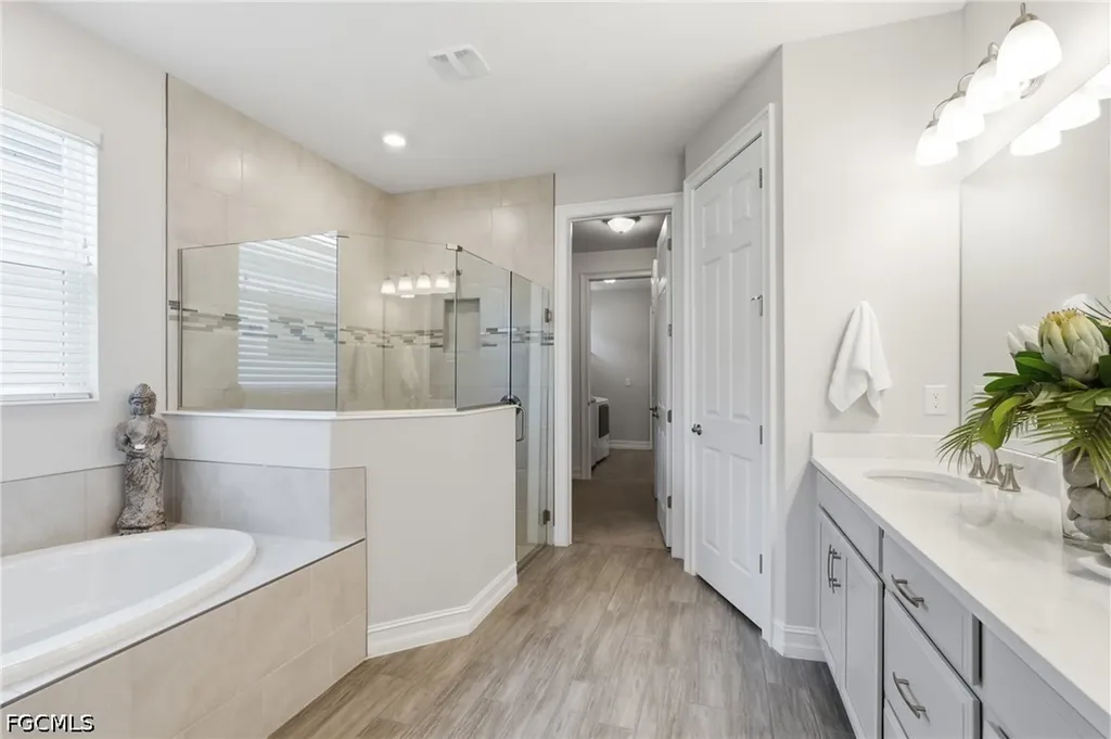 28033 Captiva Shell Loop Bonita Springs FL 34135