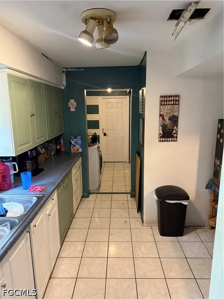 308 Vermont Way Lehigh Acres FL 33936