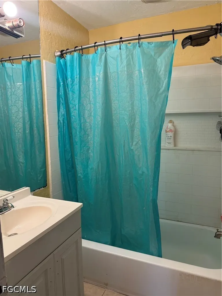 308 Vermont Way Lehigh Acres FL 33936