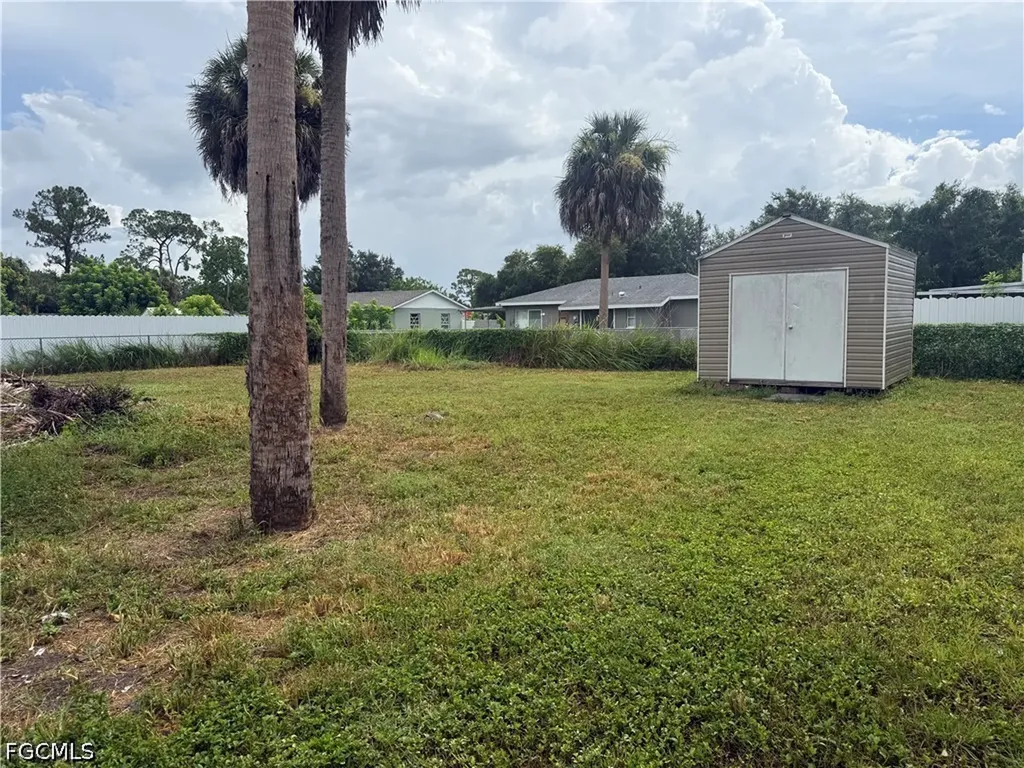 308 Vermont Way Lehigh Acres FL 33936