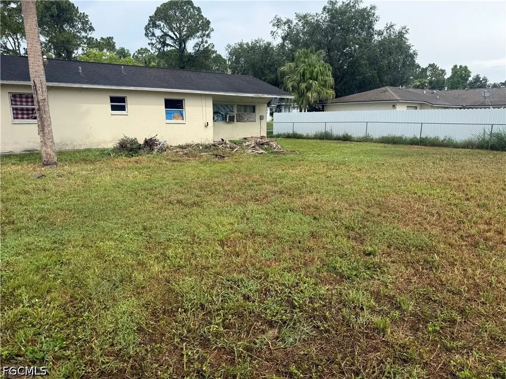 308 Vermont Way Lehigh Acres FL 33936