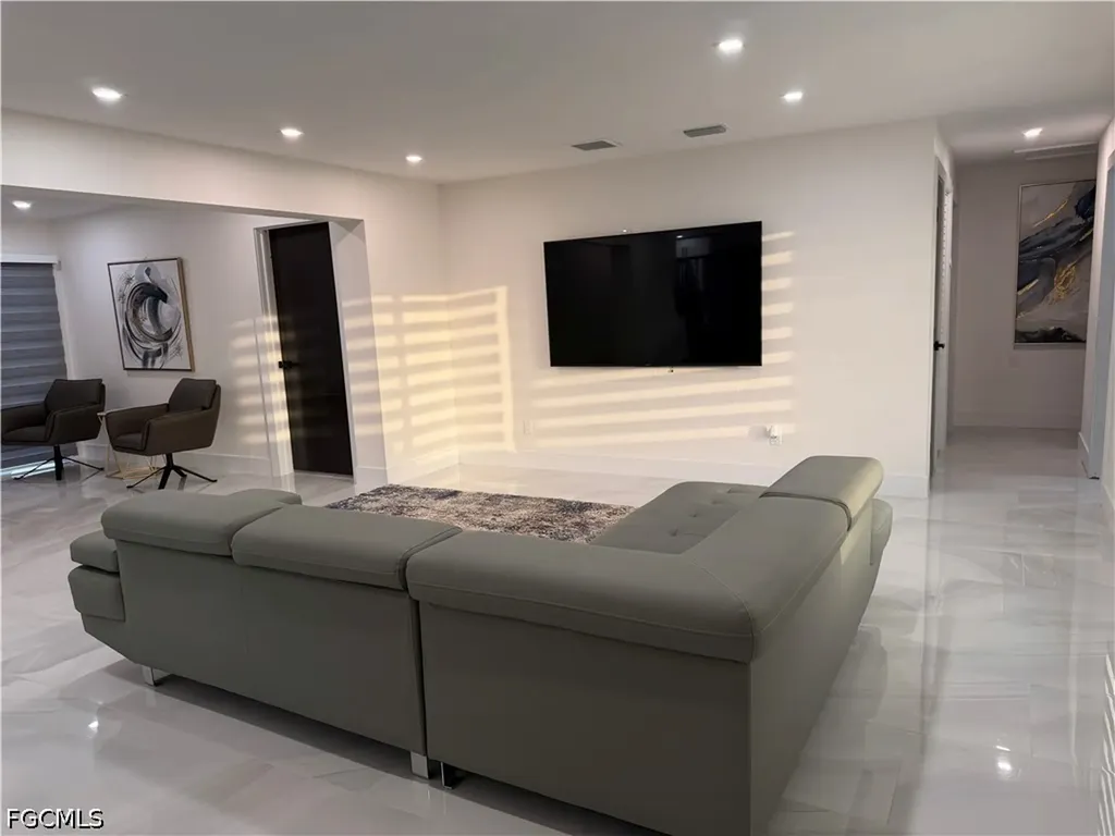 4937 Edith Esplanade Cape Coral FL 33904