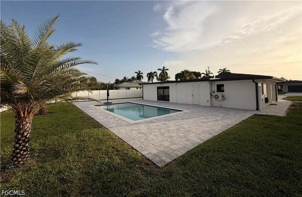 4937 Edith Esplanade Cape Coral FL 33904