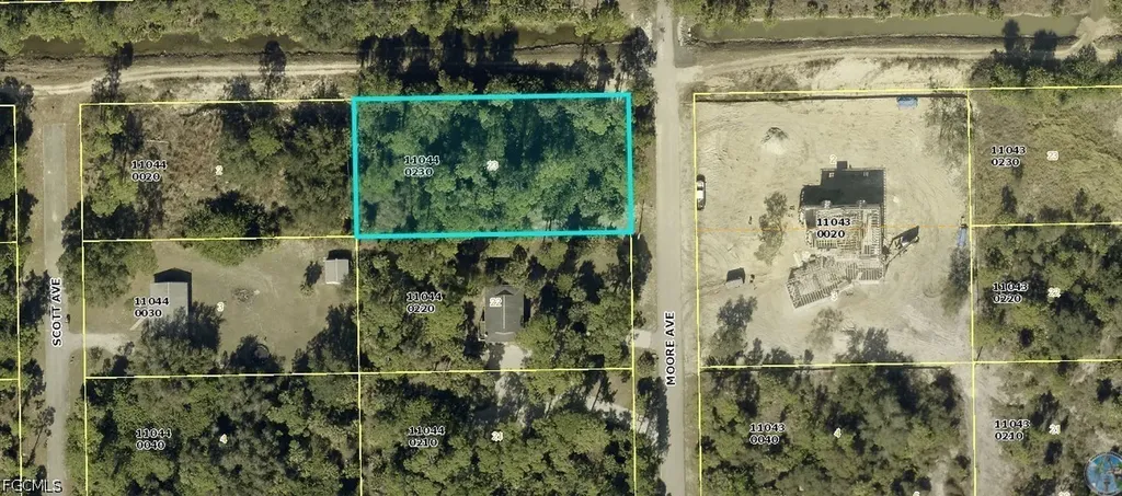 2321 Moore Avenue Alva FL 33920