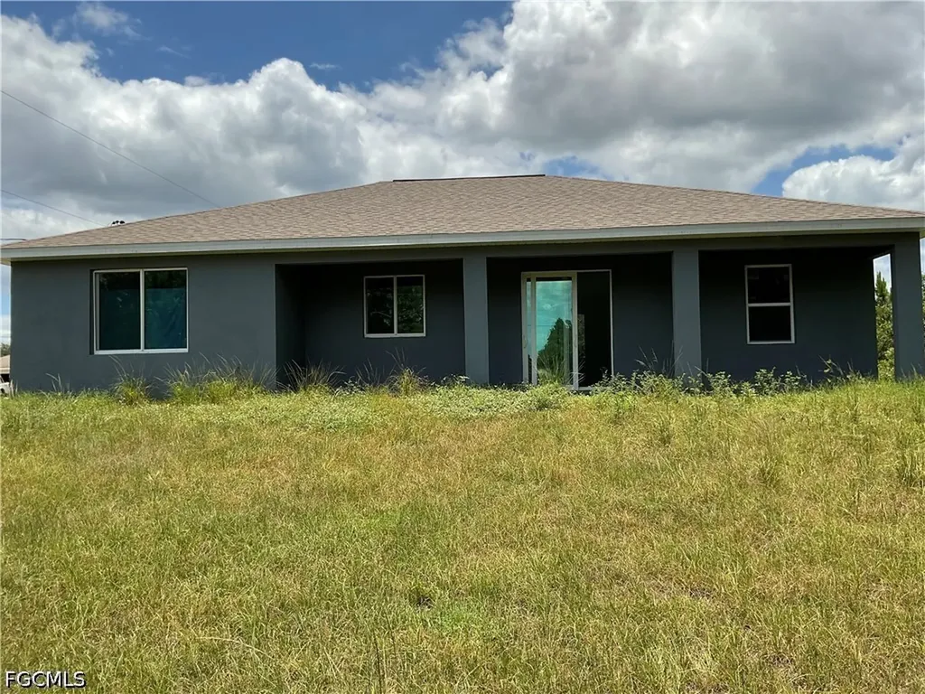2919 52nd Street W Lehigh Acres FL 33971