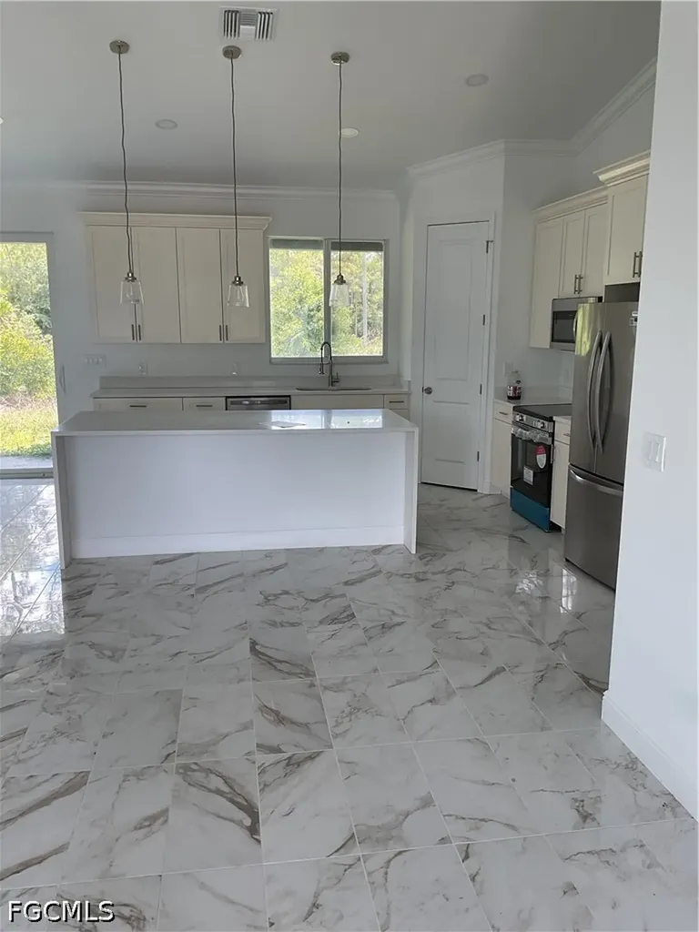 2919 52nd Street W Lehigh Acres FL 33971