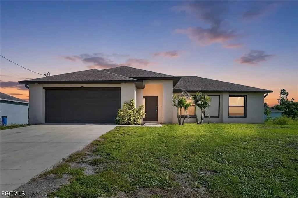 2712 15th Street SW Lehigh Acres FL 33976