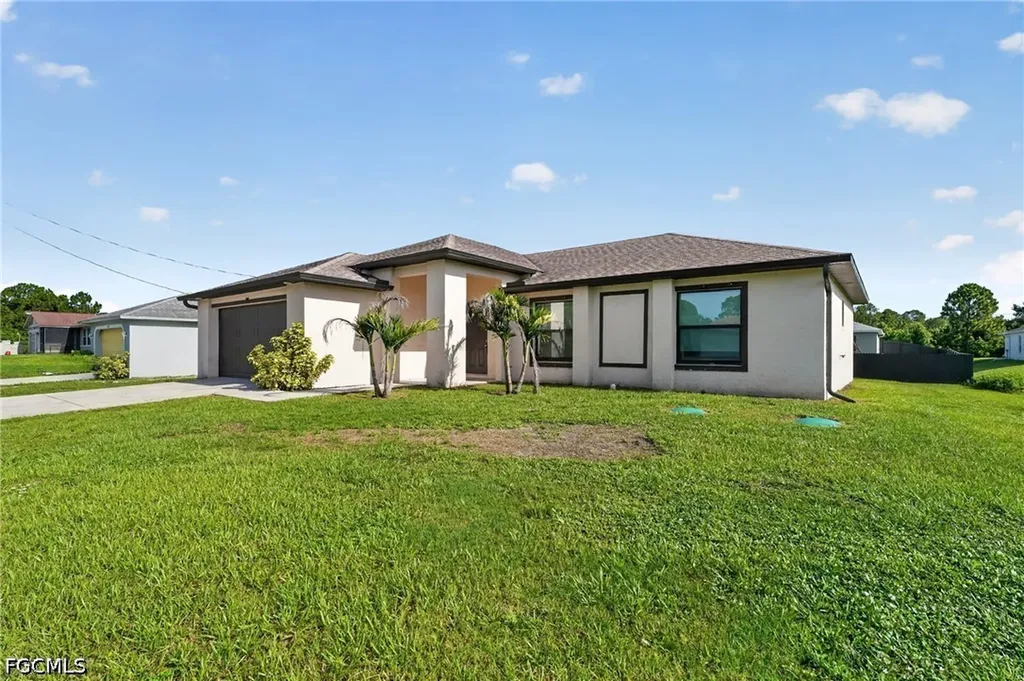 2712 15th Street SW Lehigh Acres FL 33976