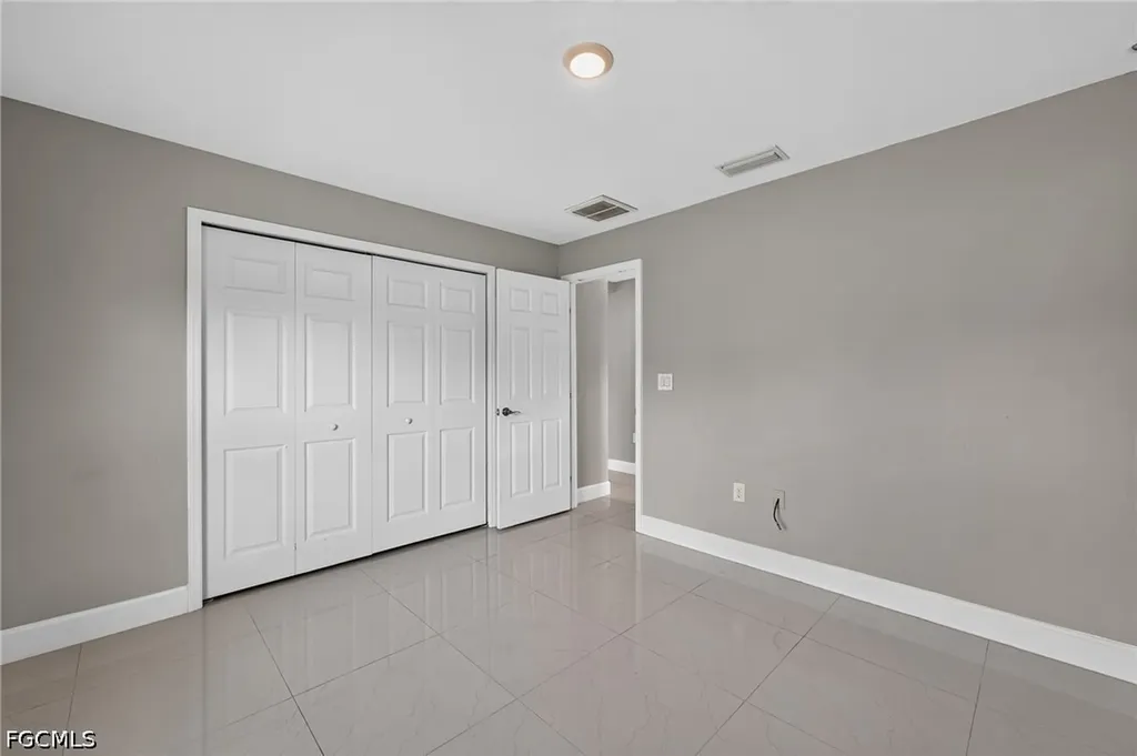 2712 15th Street SW Lehigh Acres FL 33976