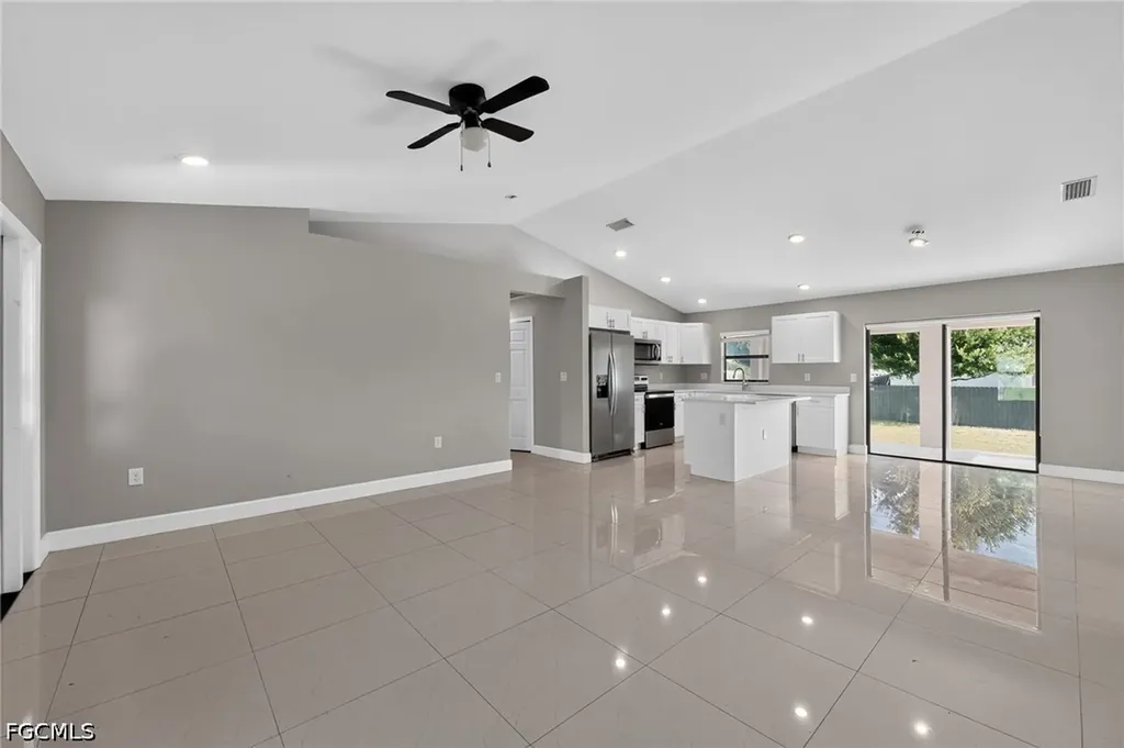 2712 15th Street SW Lehigh Acres FL 33976