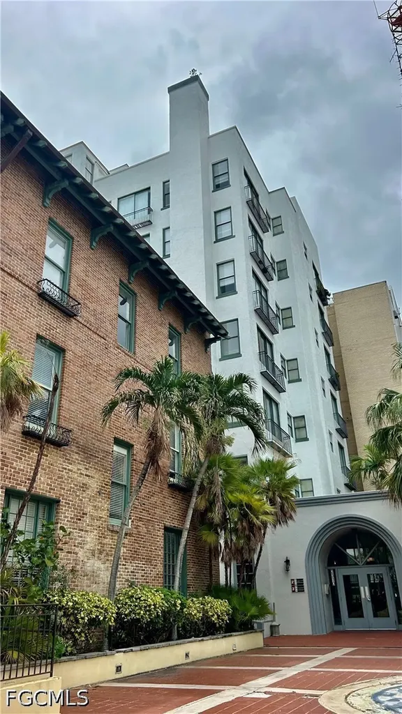 2310 First St Unit 203 Fort Myers FL 33901