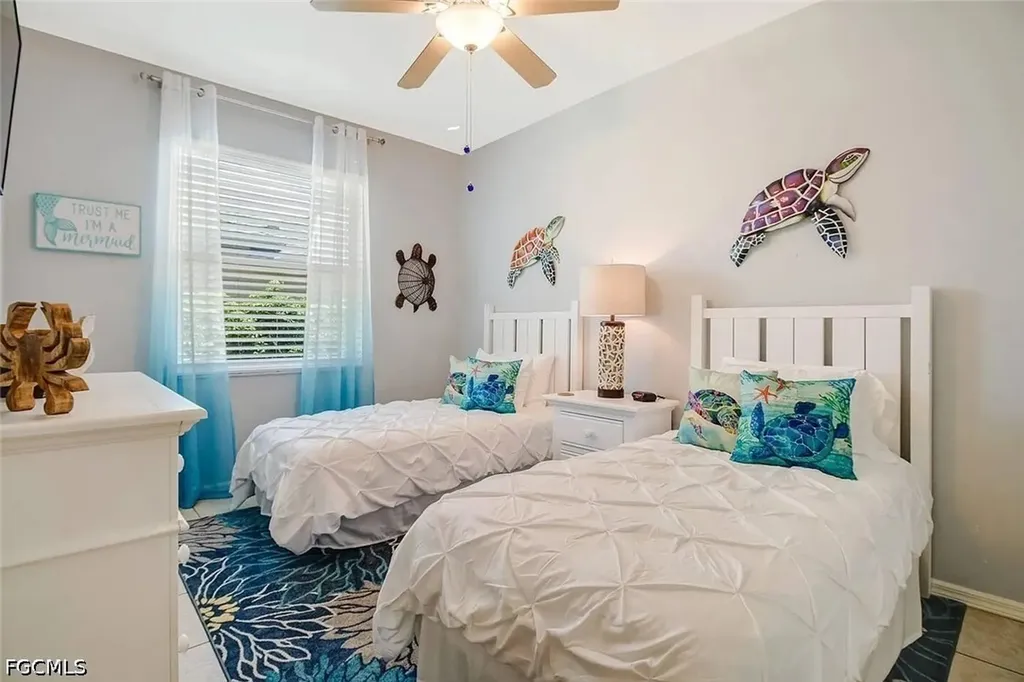 833 Mount Hood Court Naples FL 34104