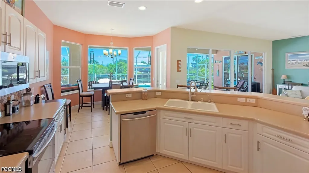 2601 SW 37th Street Cape Coral FL 33914