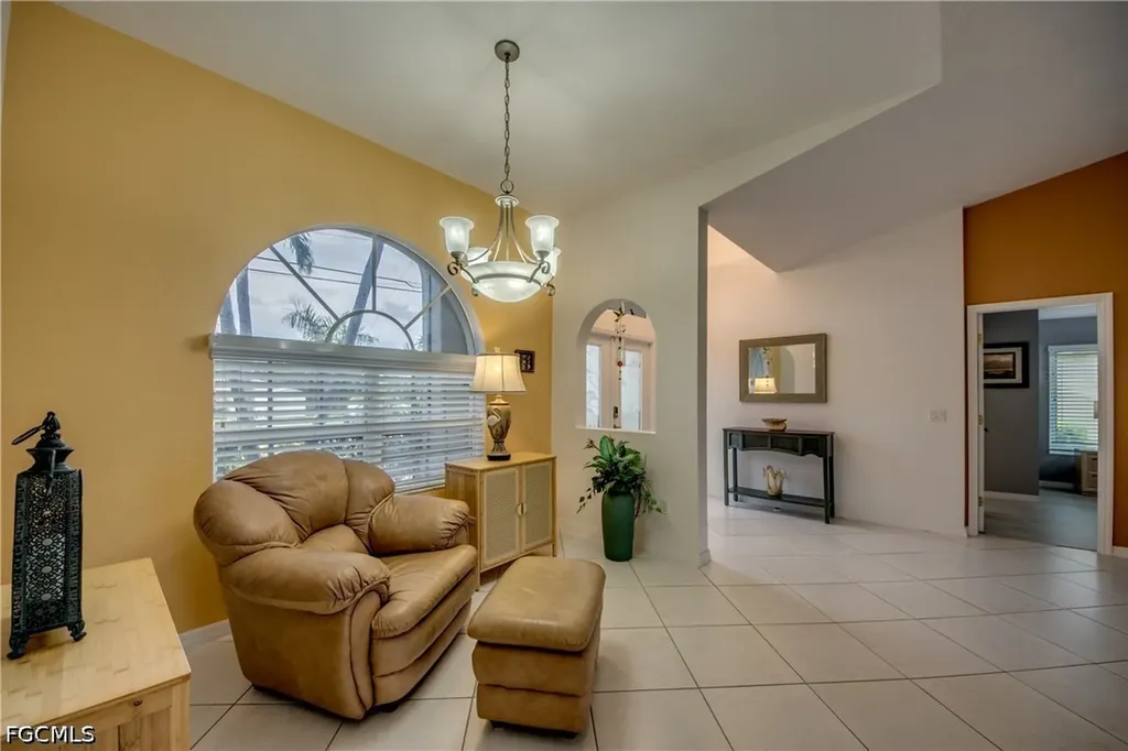 2028 SW 44th Terrace Cape Coral FL 33914