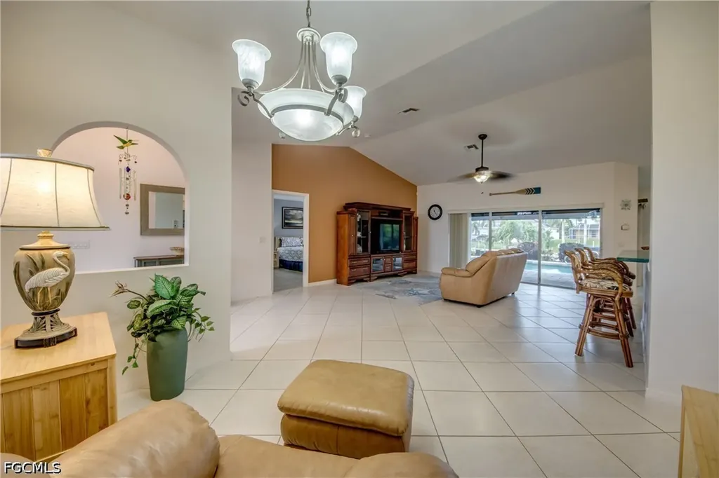 2028 SW 44th Terrace Cape Coral FL 33914