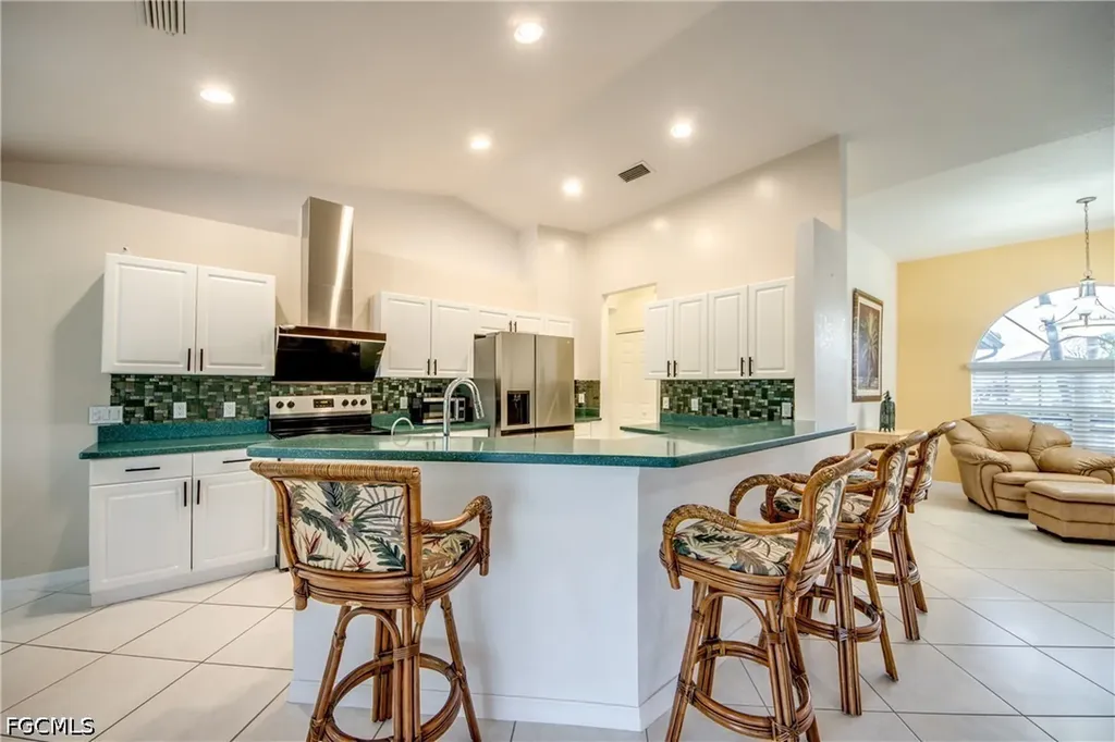 2028 SW 44th Terrace Cape Coral FL 33914