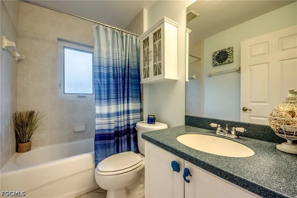2028 SW 44th Terrace Cape Coral FL 33914