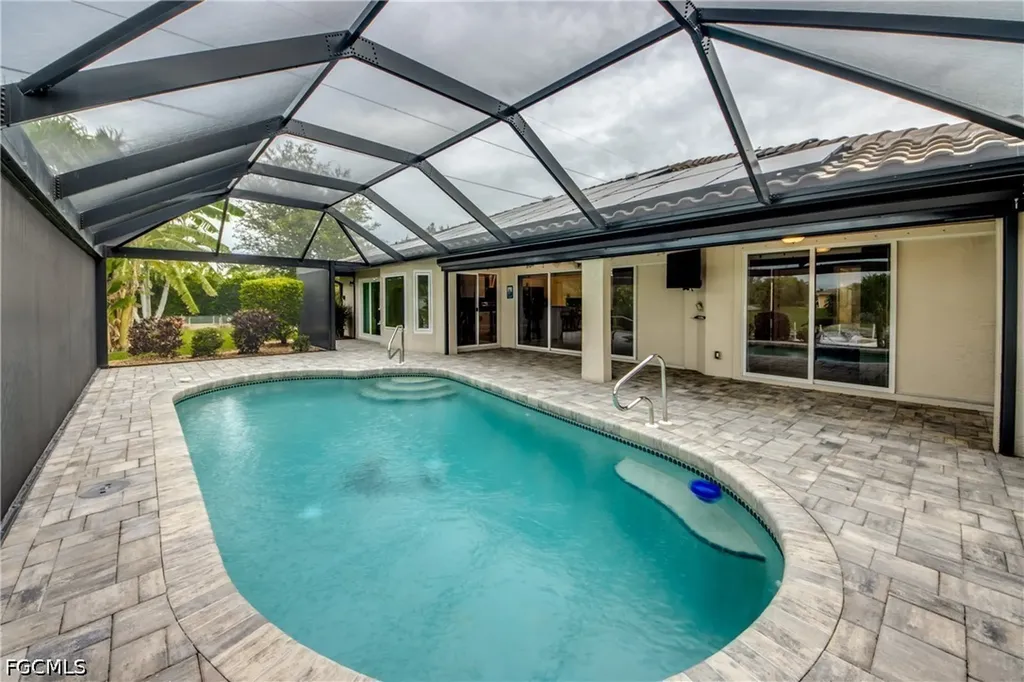 2028 SW 44th Terrace Cape Coral FL 33914