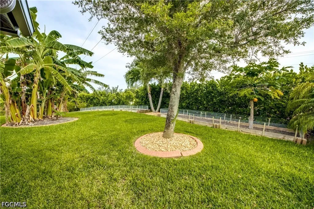 2028 SW 44th Terrace Cape Coral FL 33914