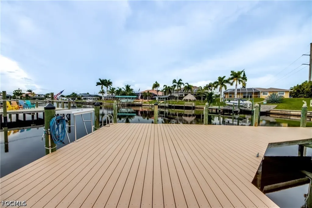 2028 SW 44th Terrace Cape Coral FL 33914