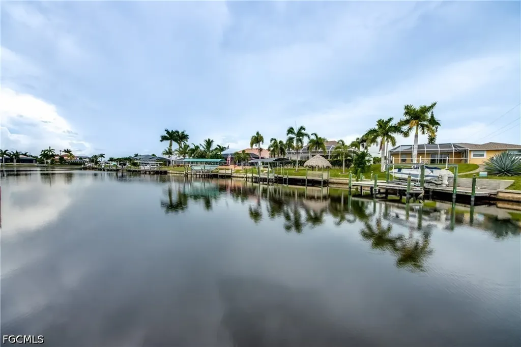 2028 SW 44th Terrace Cape Coral FL 33914