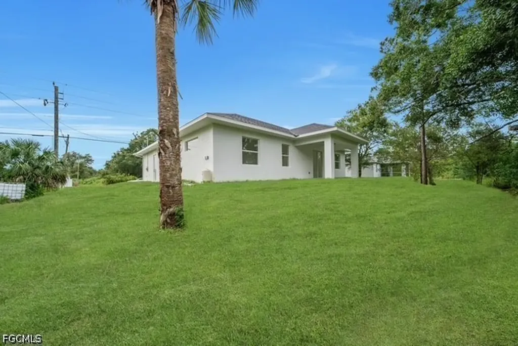 404 W 15th Street Lehigh Acres FL 33972