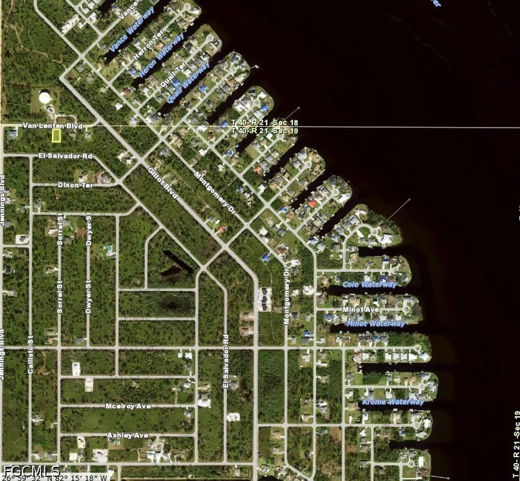 12059 Van Lenten Boulevard Port Charlotte FL 33981