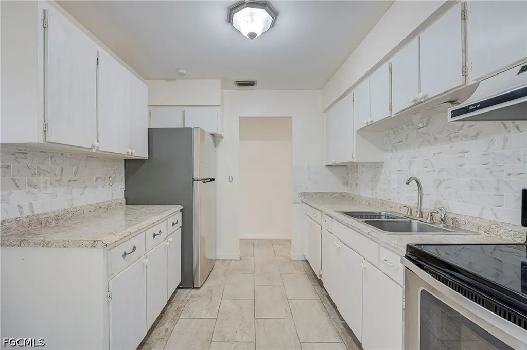 63 Tangelo Court Lehigh Acres FL 33936