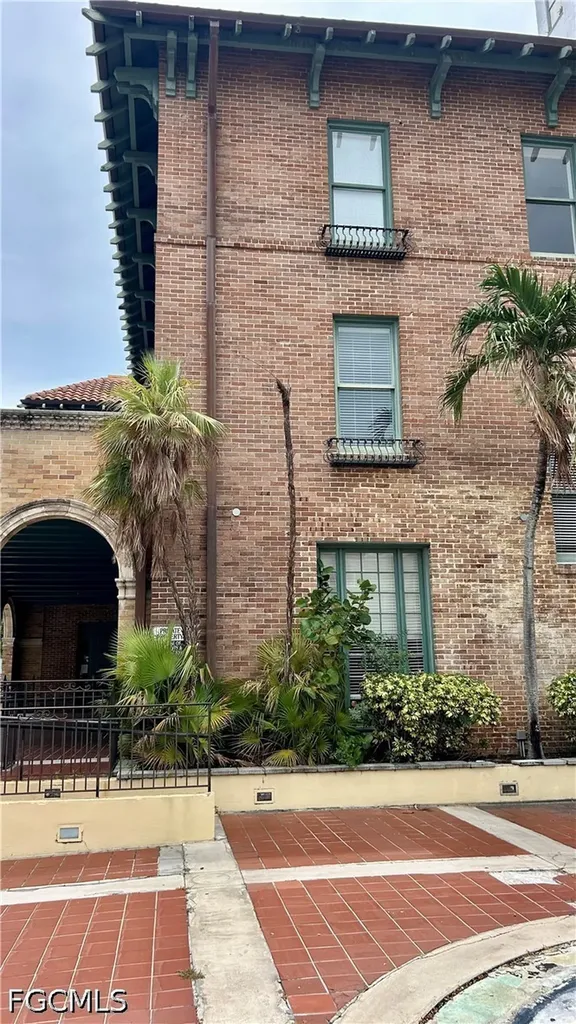2310 First St Unit 304 Street Fort Myers FL 33901