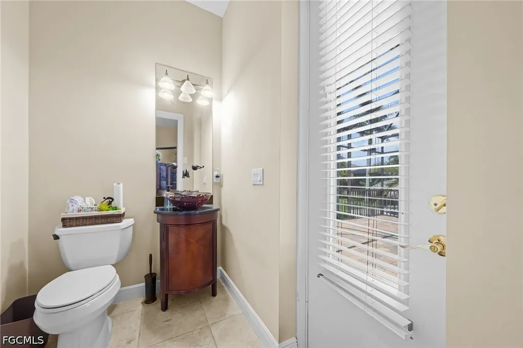 4007 Surfside Boulevard Cape Coral FL 33914