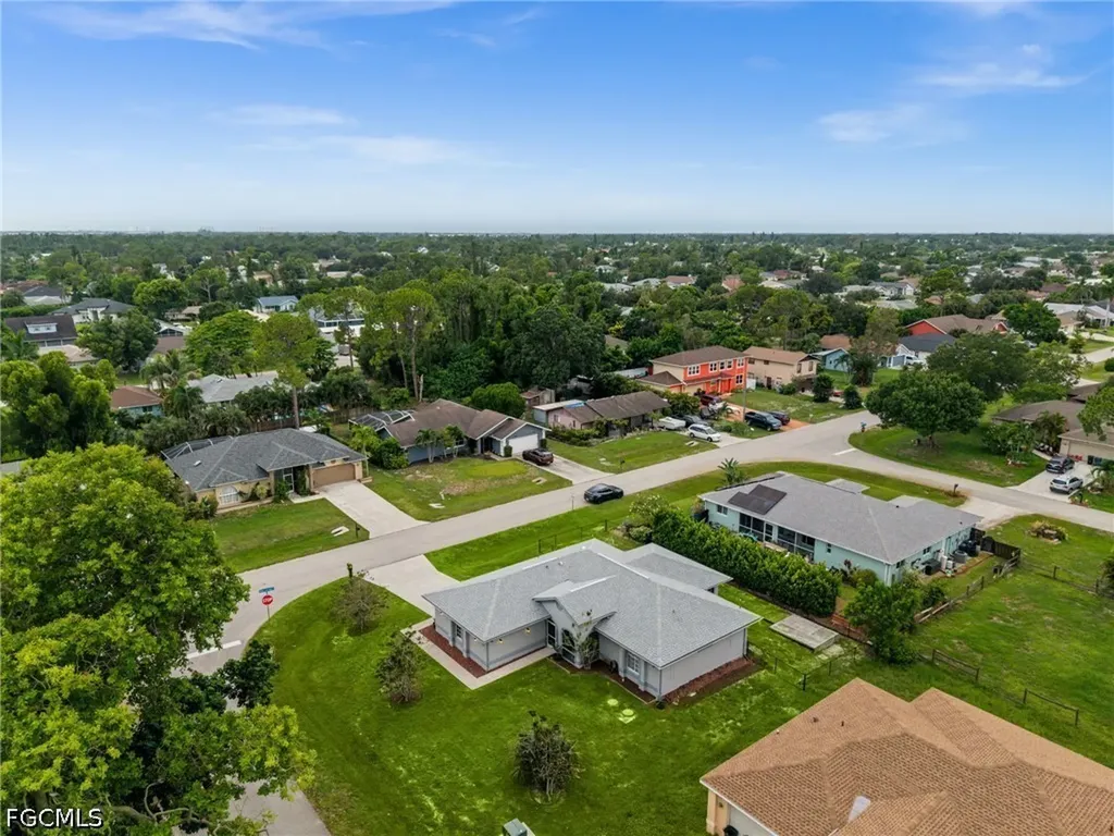 17448 Arizona Road Fort Myers FL 33967